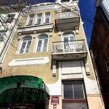 Соборна вул., 40