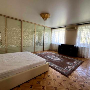 Оренда 4кімн.квартири за поліклінікою МВС в парку ім. М. Чекмана