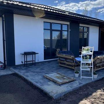 Продаж  будинку 82 м2 + 57м2 навісом під авто