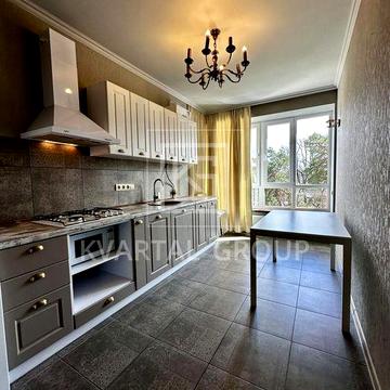 Продам 1к квартиру з ремонтом в центрі міста-ЖК "Фаворит"!