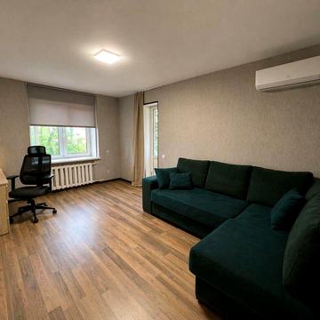 Квартира 2 кімнатна  з ремонтом