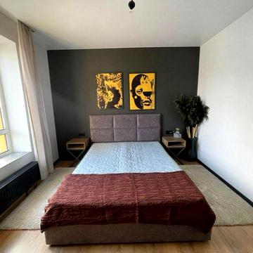 БЕЗ КОМІСІЇ! Гарна ОДНОКІМНАТНА квартира з дизайнерським ремонтом. НАБЕРЕЖНА міста