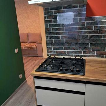 Здається 1 кім. 600 річчя сучасний ремонт