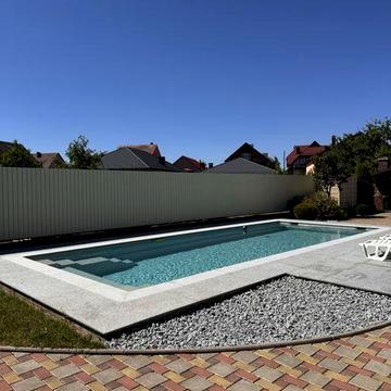 Оренда  будинку з басейном.