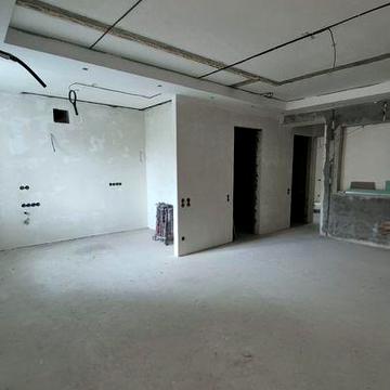 Продаж двокімнатної квартири на пр.Свободи