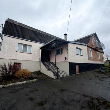 Продаж одноповерхового будинку з меблями і технікою