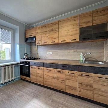 Оренда СВІЖОЇ 2 кімн. чешки, НЕБЕСНОЇ СОТНІ (ТЦ ФОРМАРКЕТ), НОВА КУХНЯ, РОЗДІЛЬНІ КІМНАТИ, два балкони!