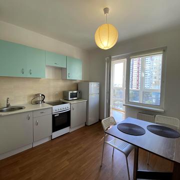 Софії Русової вул., 7