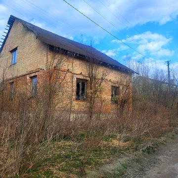 Продам будинок з великою ділянкою