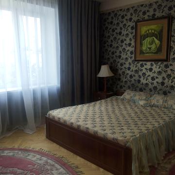 Генерала Алмазова вул. (Кутузова), 14