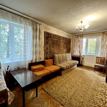 Оренда хорошої 2к квартири по вулиці Пасічна з ізольованими кімнатами