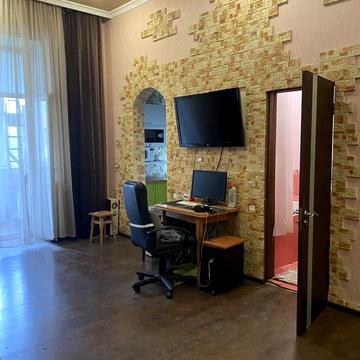 Дмитрівська вул., 19-А