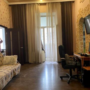 Дмитрівська вул., 19-А