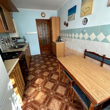 Продаж двокімнатної квартири в центрі, вул. Короля Данила