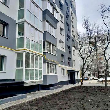 Новобудова. 2х кім.кв з новим ремонтом