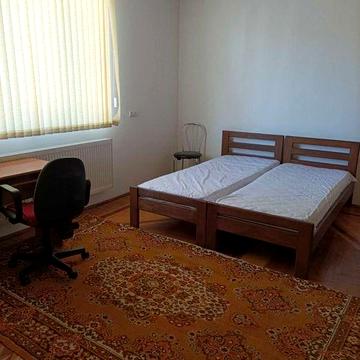 Оренда півособняка