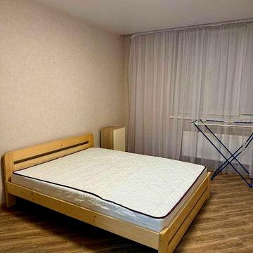 Оренда просторої однокімнатної квартири в ЖК Новий