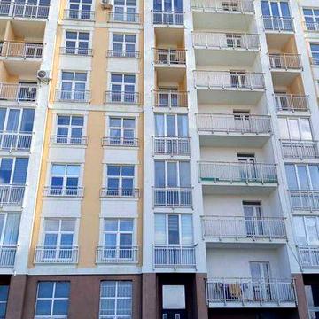 2 кім.квартира 77.7м.кв. в зданій та заселеній Новобудові.Є Право власності
