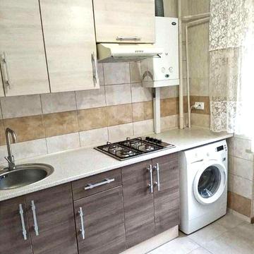 Оренда однокімнатної квартири у Дніпровському р-ні (Щаслива 2)