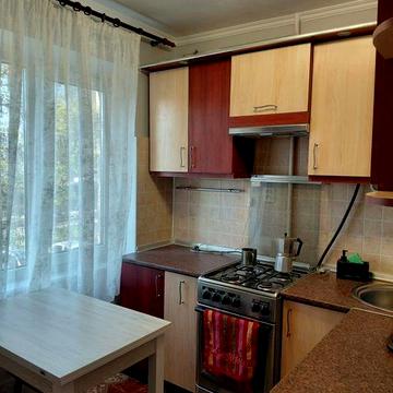 Здається 2-х кімн кв-ра по вул. Сечені в. м. Ужгород