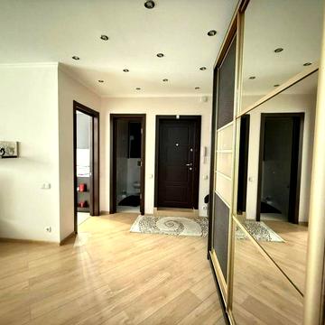 Здається трьохкімнатна новобудова вулиця Миру