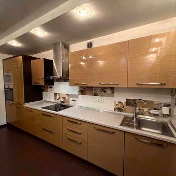 Оренда однокімнатної квартири с дизайнерським ремонтом, проспект Європейського Союзу (Правды) №19а.