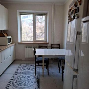 4 кімнатна 3/9 Хортицький р-н!