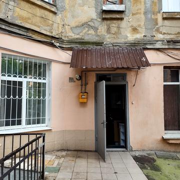 Дюківська вул., 4