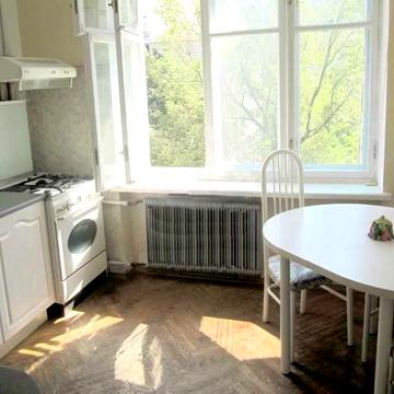 Продаж 2-кімн. квартири по вул. Печерський узвіз