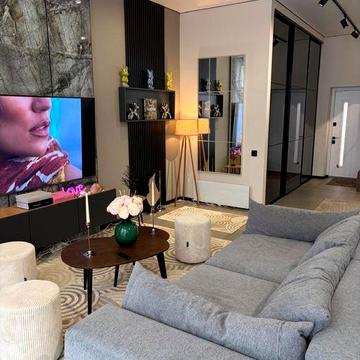 Двоповерховий автономний ТаунХаус на Осокорках