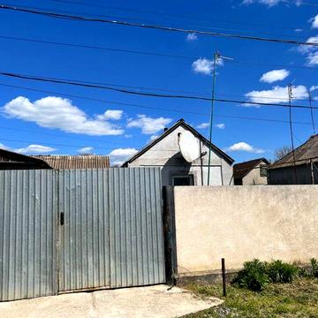 Продам загородній будинок