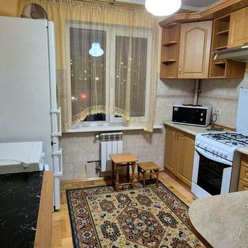 Оренда 2 кімнатної квартири Б.Хмельницького