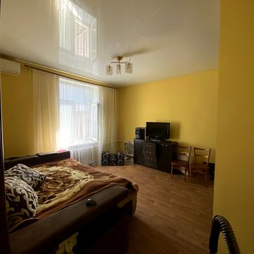 Євгена Коновальця вул. (Гліба Успенського), 63