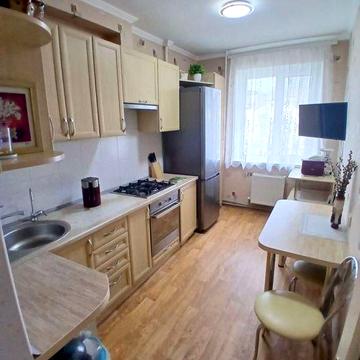 Продаж 3к квартири, р-н Жадова