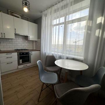 Довгострокова оренда 2к Квартира Західна вулиця