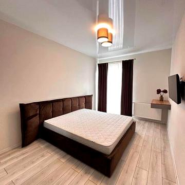 Продаж квартири / Набережна ЖК Радіщева