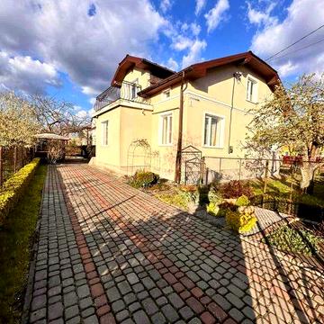 Оренда затишного будинку в м. Борислав, вул. Костомарова!