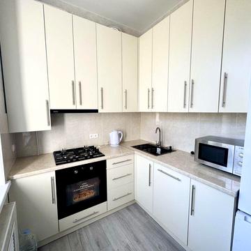 Продам 4к.квартиру. 2 поверх. Сертифікат+