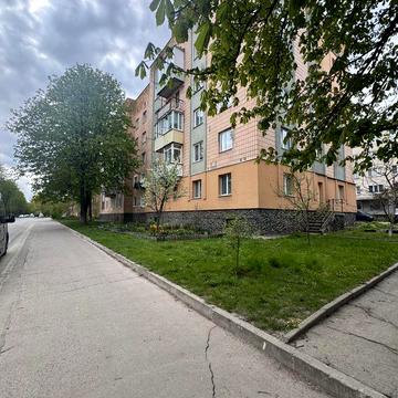 1 кімнатна квартира Фабрична