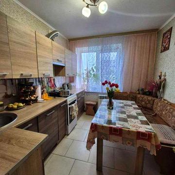 ПРОДАЖ . 3-кімнатна квартира. 71 кв.м з вдалим плануванням.  вул. Виговського