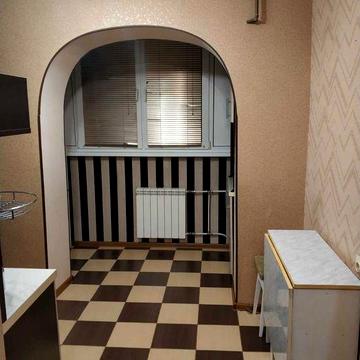 Продам однокімнатну квартиру червоної калини 59-А, без комісії