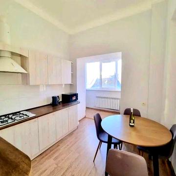 Крутий Узвіз 6/2 Печерськ Кловський Узвіз Кловська