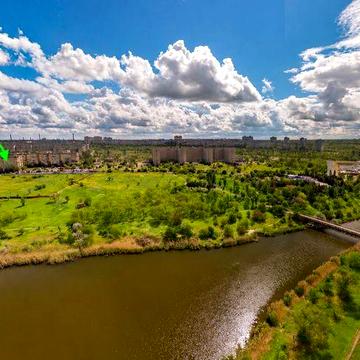 Продаж 2 кімнат у 3-кімнатній квартирі, м-н Сонячний, 2 поверх