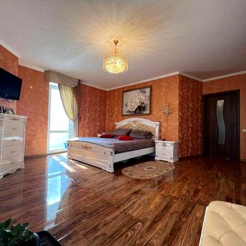 2-кімнатна квартира з ремонтом на Таірово-пр. Глушко. Можна під постанови