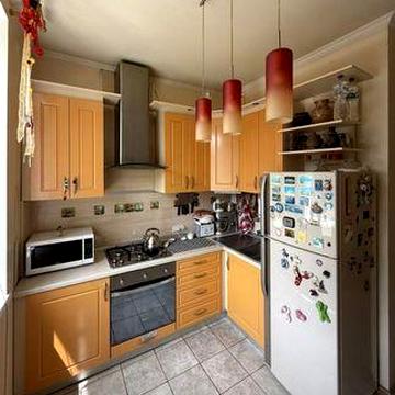 Сдам 3-комнатную квартиру у метро Лукьяновская, 3 минуты Шевченеовский