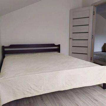 Оренда квартири з двориком,  Лермонтовский/ Леонтовича