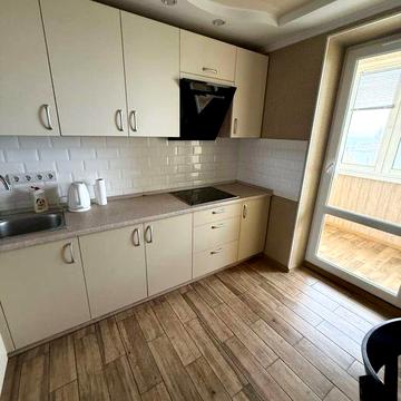 Ваш ідеальний ранок із видом на Дніпро