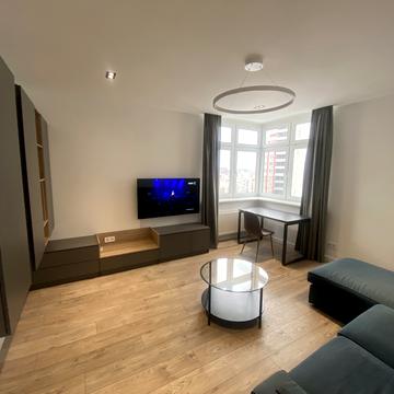 Драгоманова вул., 2-А