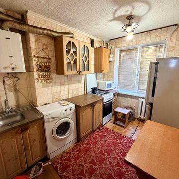 Оренда 3-х кімнатноі квартири 1-й поверх вул Вінграновського