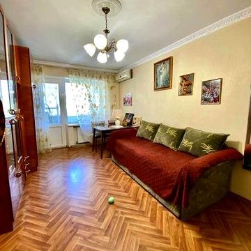 Продам 2-х крмн.квартиру на пр-кте Мира
